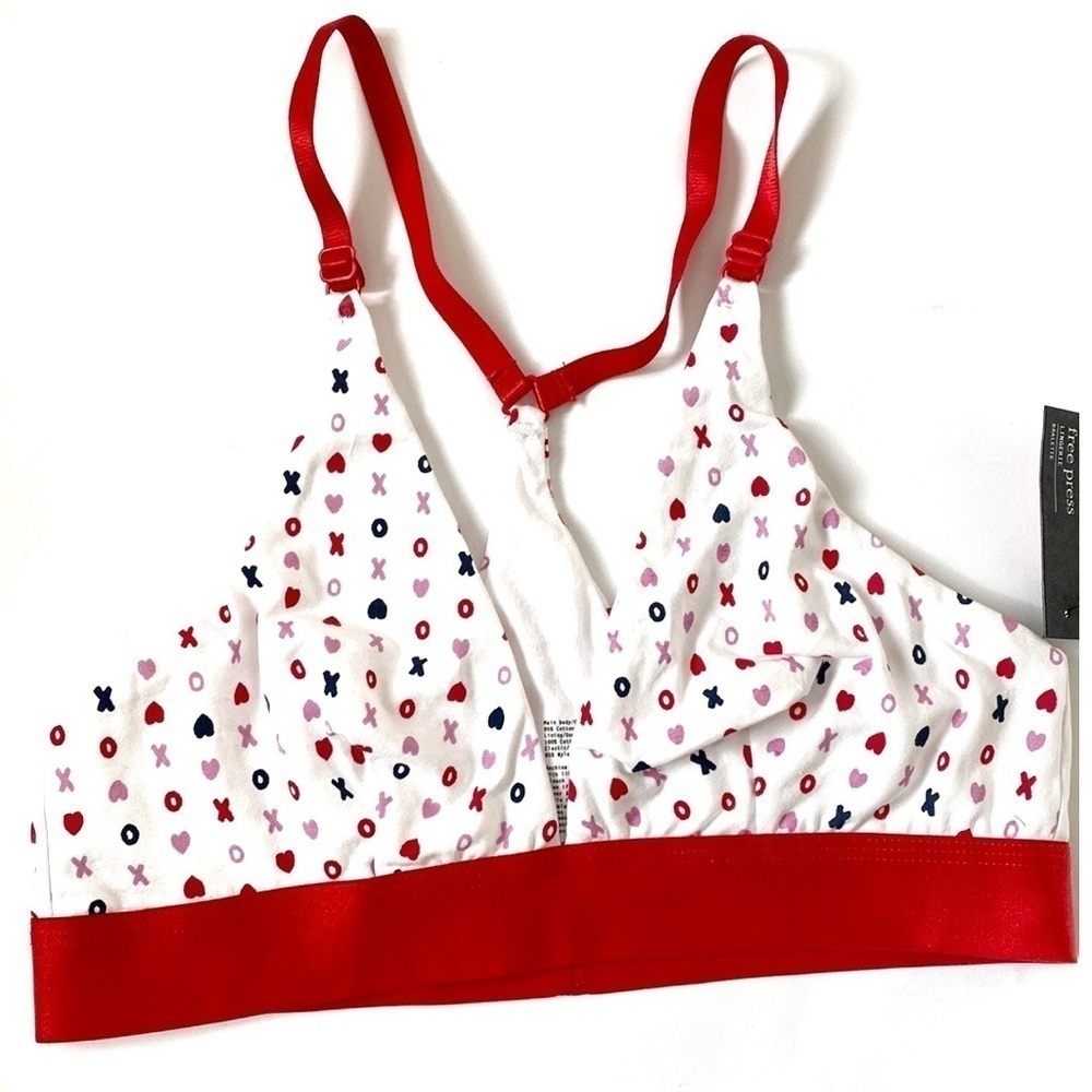 Free Press Valentine’s Day heart print bralette NWT